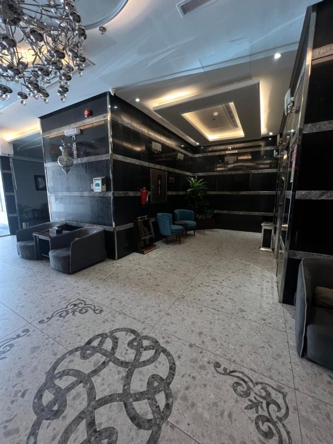Y Platinum Hotel Medina Bagian luar foto